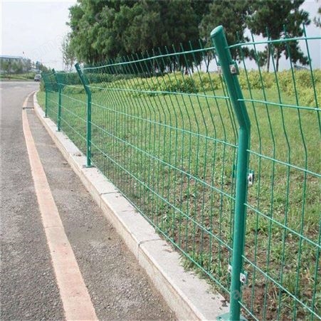 双边丝护栏网铁丝网圈地隔离网防护网高速公路围栏养殖网片