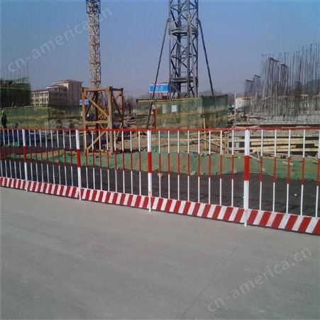 厂家基坑围栏 建筑施工隔离防护栏警示隔离栏 临边基坑护栏网