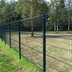 金鹏果园圈地养殖护栏网工厂双边丝护栏网厂家生产